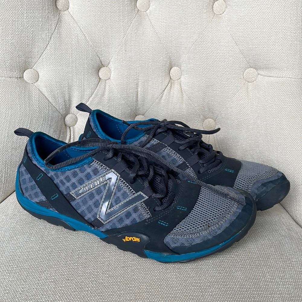 New Balance Men's Minimus MT10 Trail Running shoe